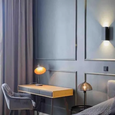 Apartment Luxurious Flat In Center